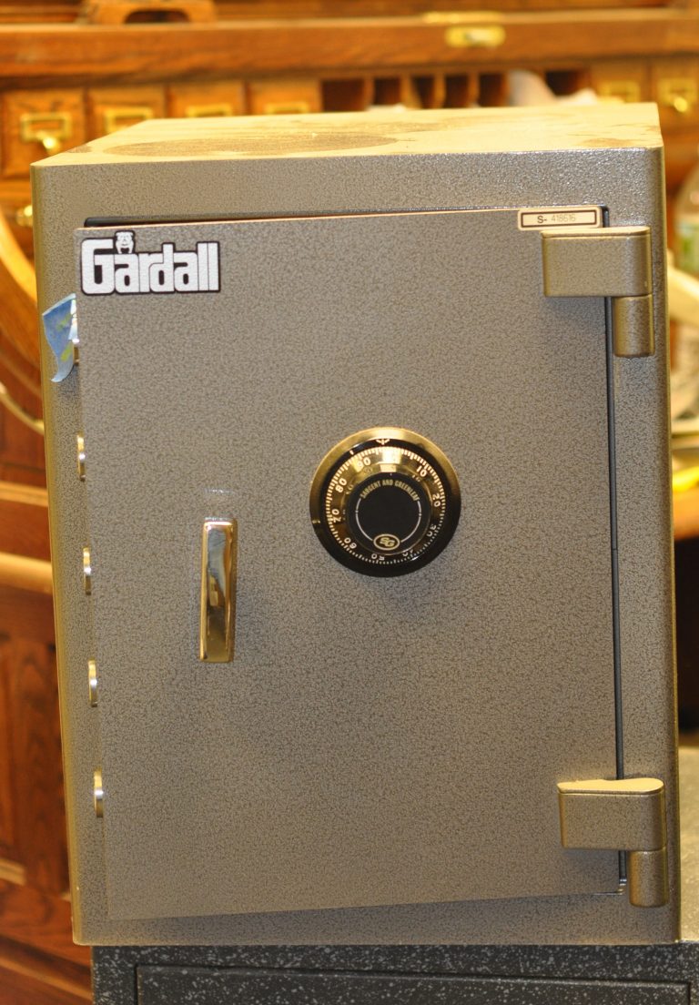 Island Architectural Salvage Blog Archive » Gardall Safe